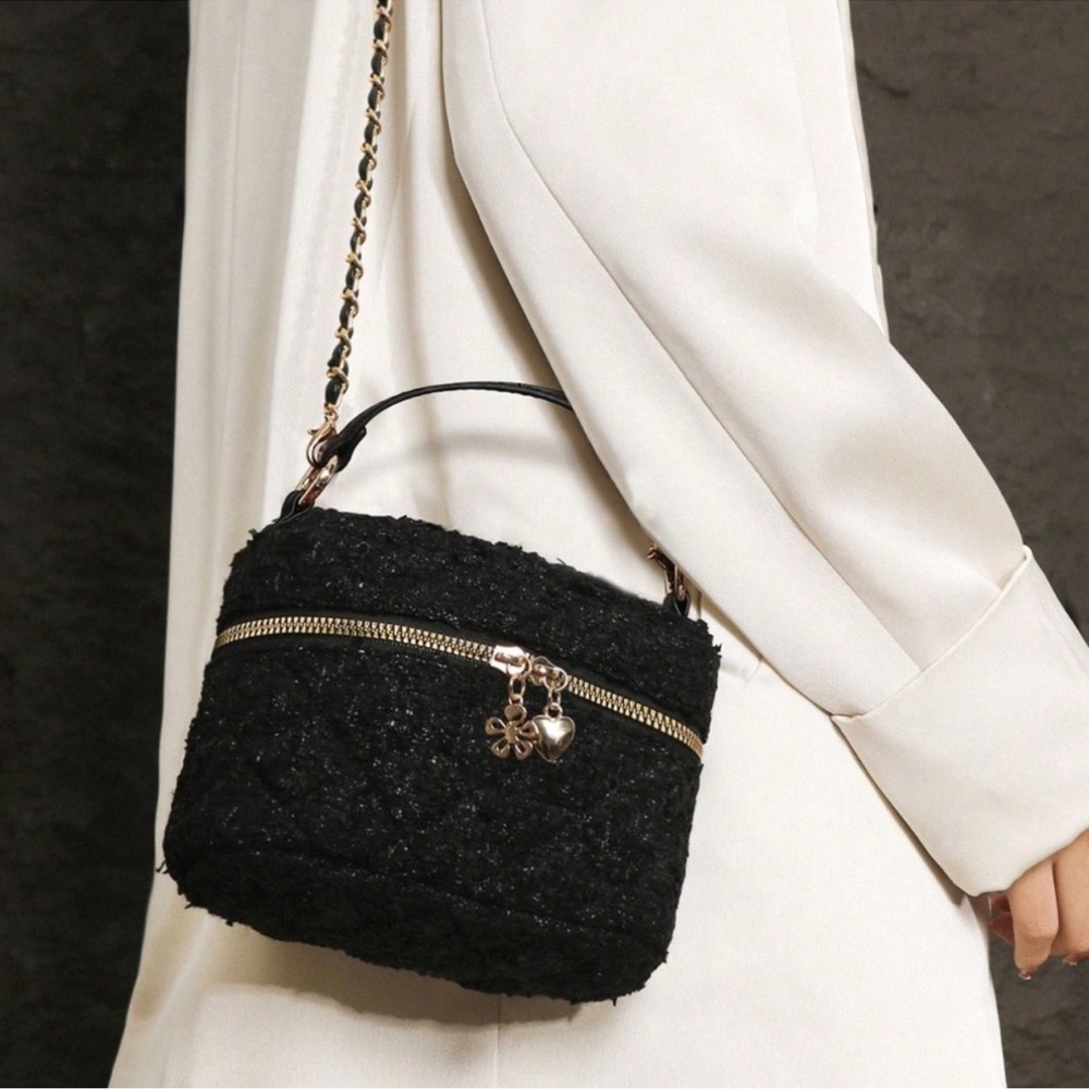 Classic Black Tweed Zip Shoulder Crossbody Bag